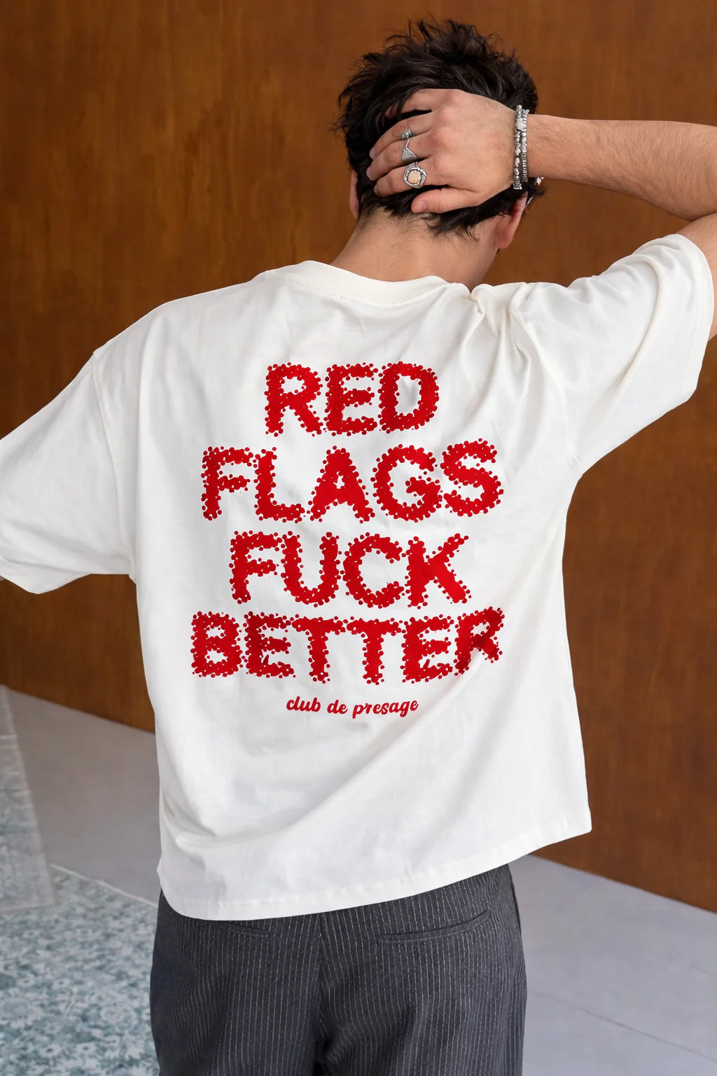 RED FLAGS TEE - Image 3